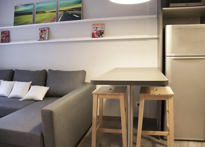 Idyllic With Terrace Lejlighed *